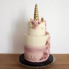 Indlæs billede til gallerivisning Bestil en flot enhjørning kage / unicorn cake fra Snirkleriet. Afhentes i Århus